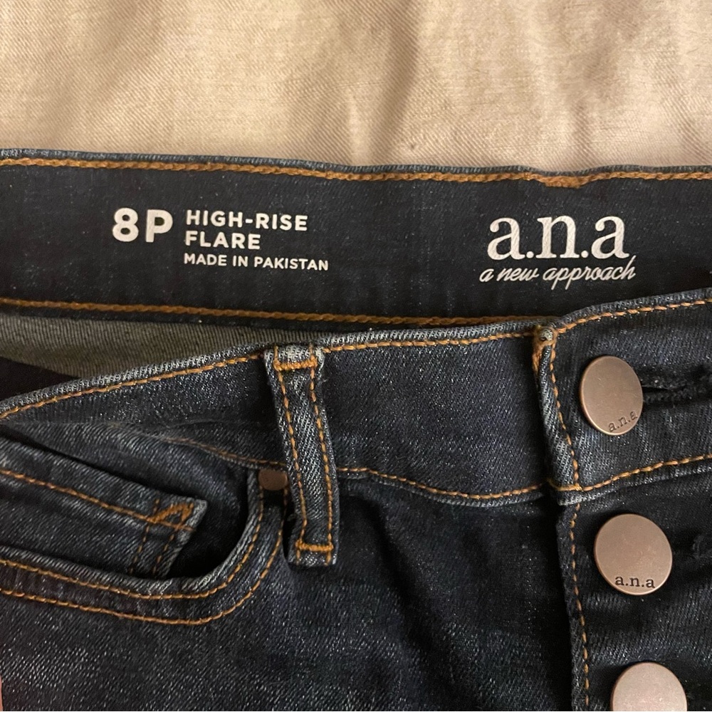 Ana jeans  8 petite